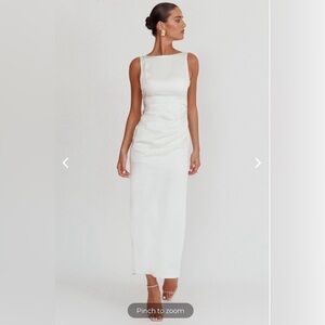 Selfie Leslie- LEILA BOAT NECK MIDI DRESS IVORY- Size 12